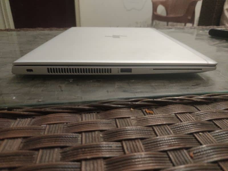 HP elitebook 840 G5, core i7 8th generation , 16 GB RAM ,500 GB SSD 3