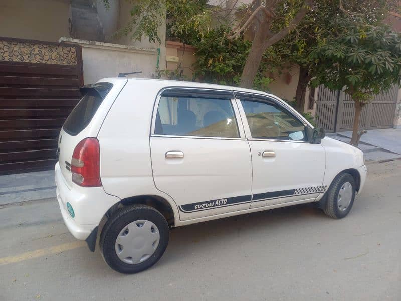 Suzuki Alto 2011 5