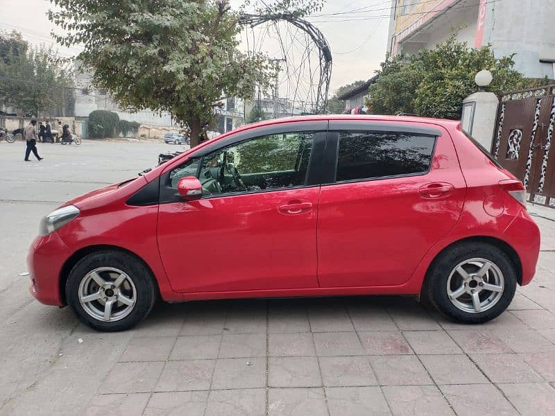 Toyota Vitz 2012 2