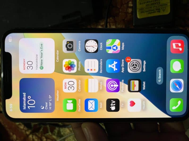 I phone 11 pro 256 gb B/H 95% Condition 10/10 All ok LLA model 2