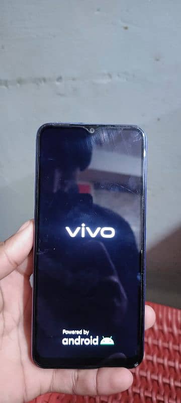 Vivo y02t 4 128with box chargr 10/10 condition 2