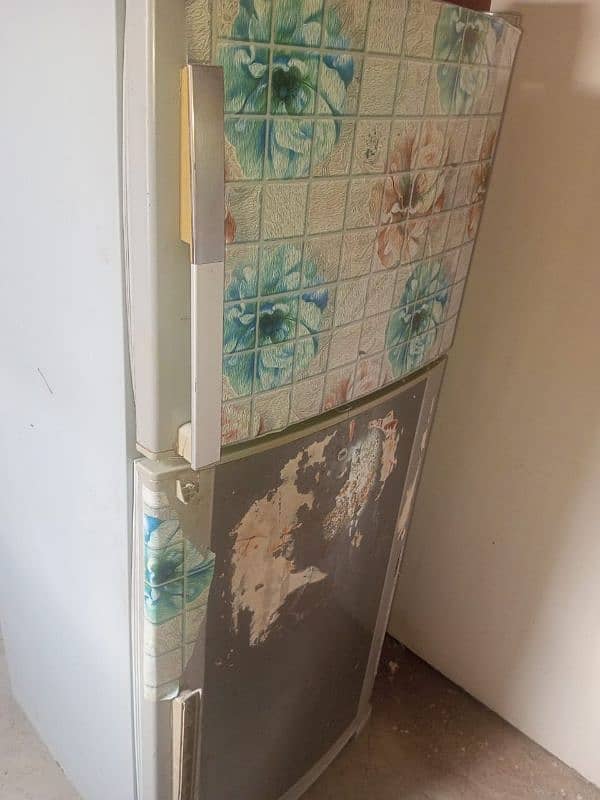 used fridge h condition roufh h thori 0