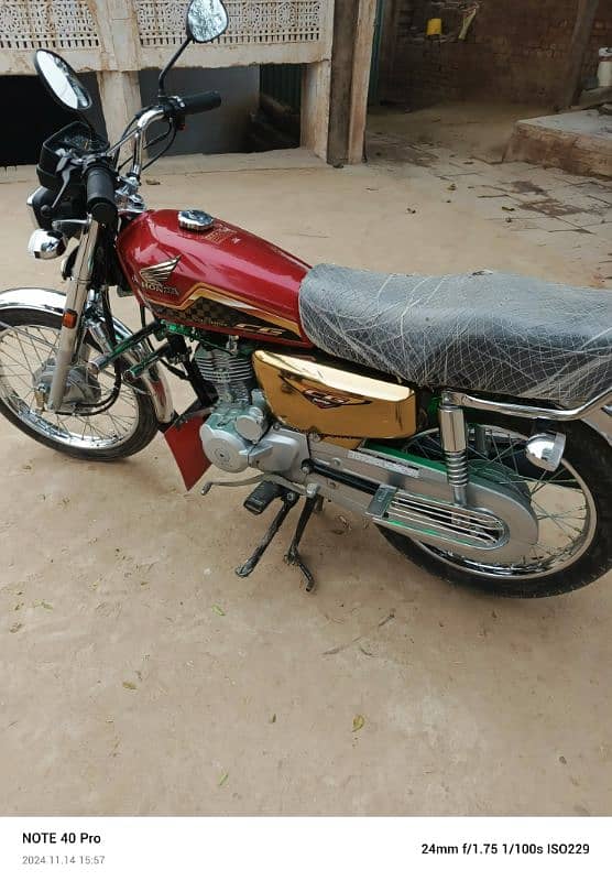 Honda CG125  Gold edition 2024 model All ok 10/10 condition 0