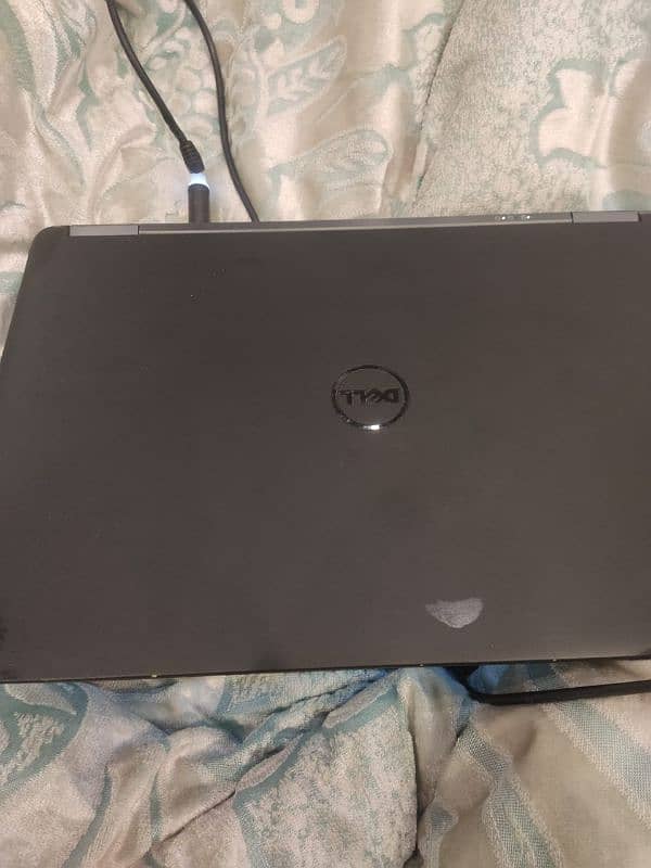 Dell Latitude E7250 2