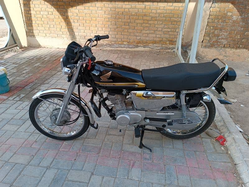 Honda CG 125 2023 3