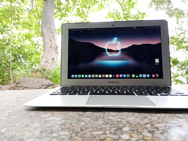 MACBOOK AIR early (2014) 5