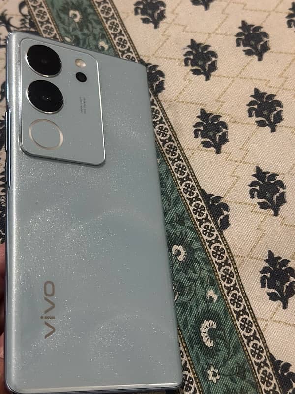 Vivo V29 10/10 4