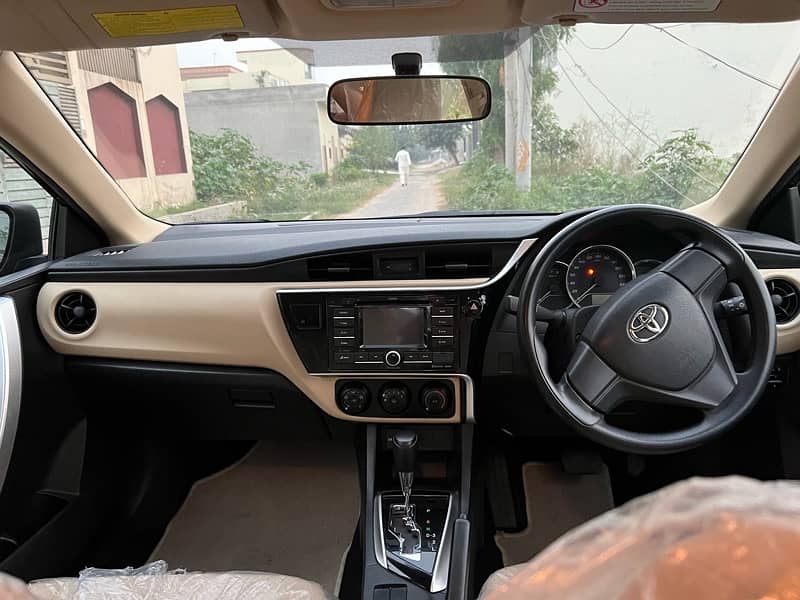 Toyota Corolla GLI Automatic 2018 10