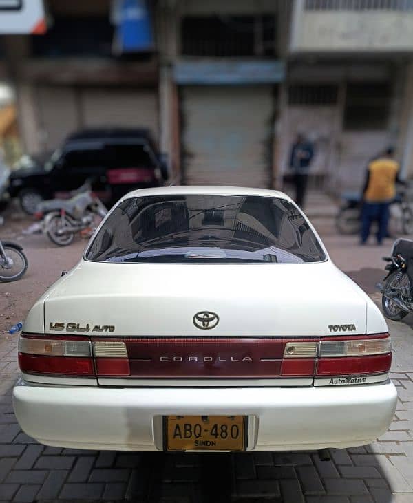 Toyota Corolla GLI 1998 1