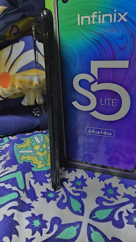 Infinix s5 lite 4