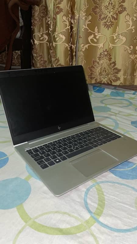 HP ELITE BOOK CORE i7 7th GENERATION 1