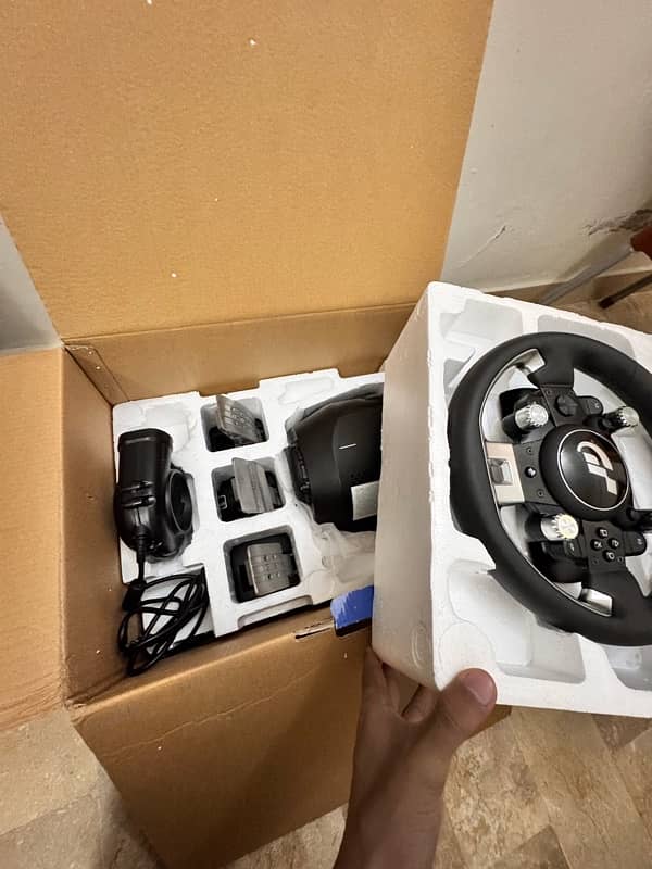 Thrustmaster T GT 2 Brand new logitech g920 fanatec moza 3