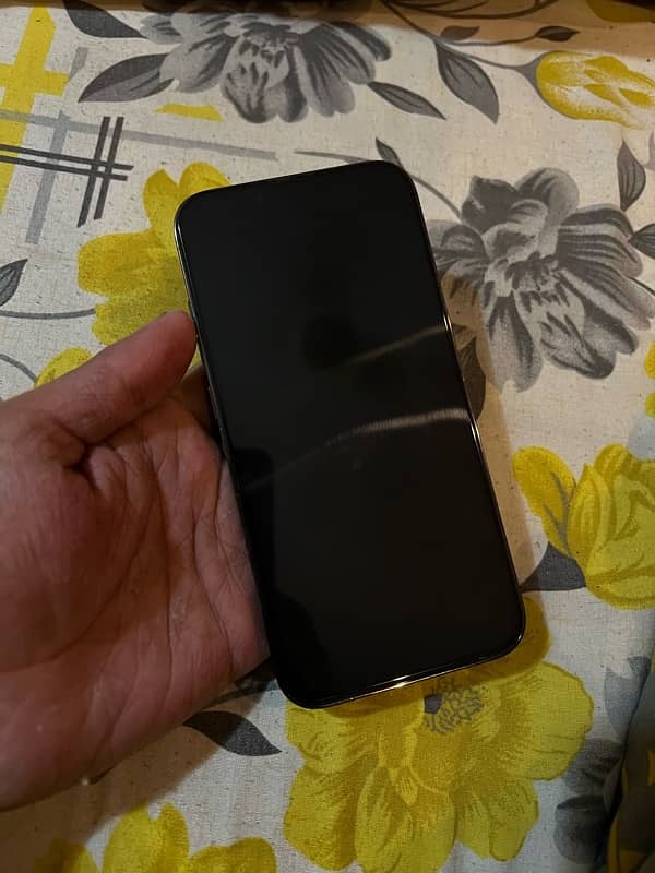 Black Iphone 13 pro, 256GB, Non PTA factory ( not Jv ) 3