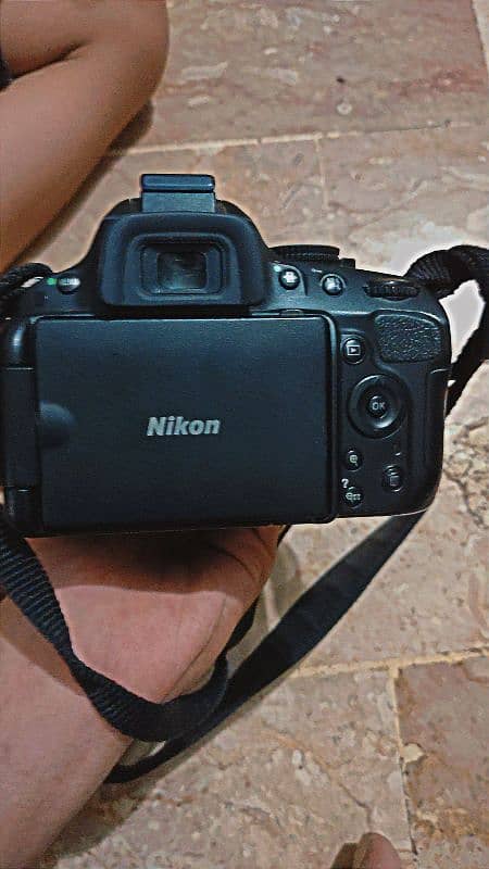 Nikon D5100 0