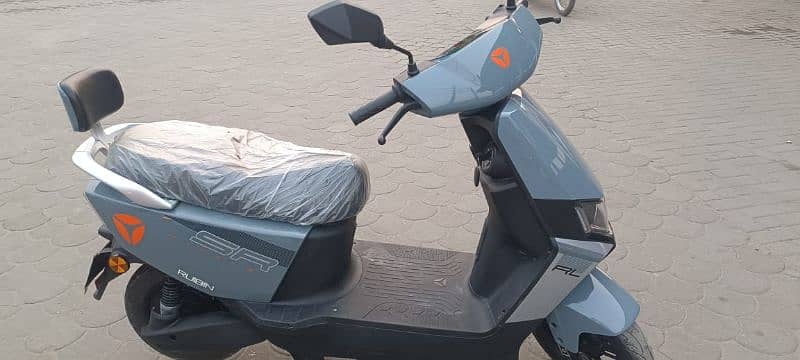 yadae Rubin one charge 100 km 2024 model 8