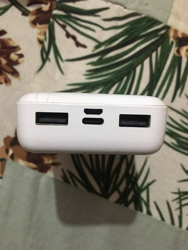 Sovo power bank 6000 MAH 4