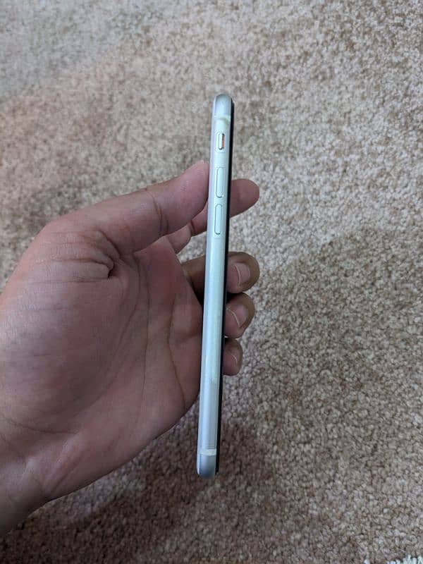 Apple iPhone SE 2020 128gb dual sim PTA 5