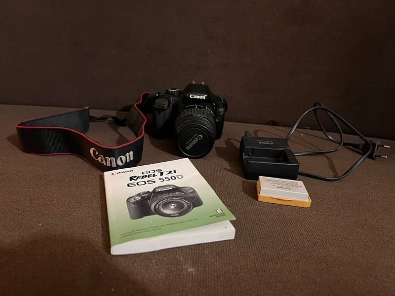 CANON EOS 550D with 18-55mm Lens 3