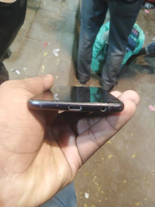 Moto Z4 4/128 Non pta 1