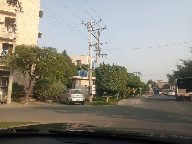 2 Bedroom Flat For Rent In Askari 11- C, Lahore 0