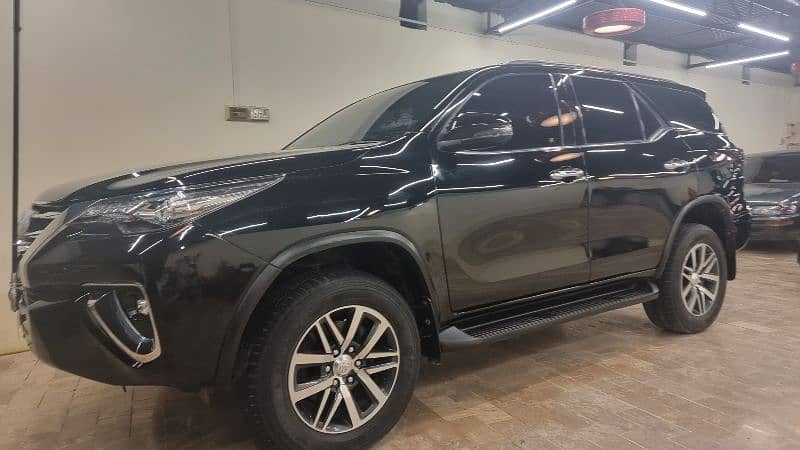 Toyota Fortuner V 2020 December Invoice and Registered 2021 December 1