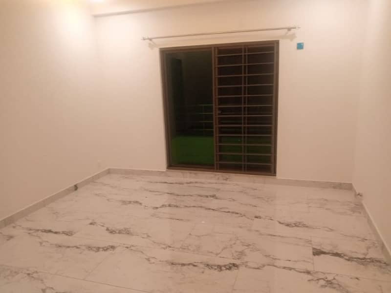 12 Marla 4 Bed Brand New Flat For Rent In Askari 11- D, Lahore 5