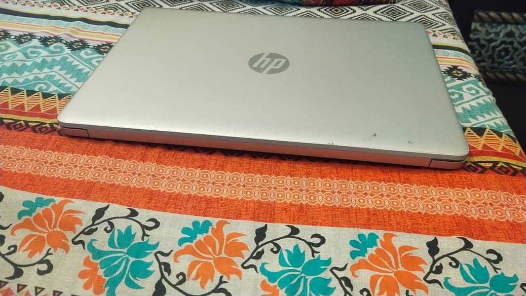 HP Core i3 - Bought from the USA - Very Less Used 4