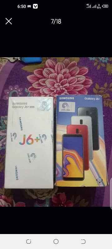 I'm selling my Samsung Galaxy j6+ 3 32 9