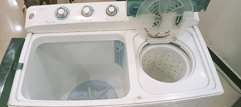 dawlance washing machine neat n clean condition 12 kg capacity 14