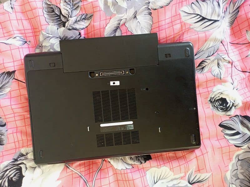 Dell. . . Latitude E6540    core i5 4th Generation 8GB RAM  512 ROM 4