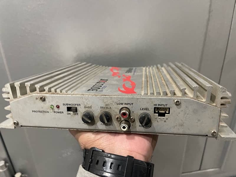 500 watt 2 channel  amplifier 3