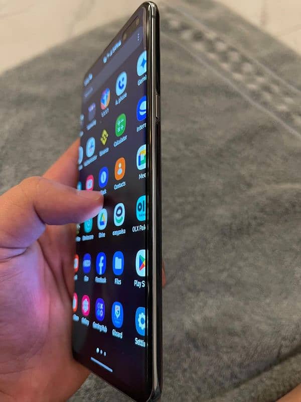 Samsung Galaxy S10 plus 5G (8/256) dual sim 3