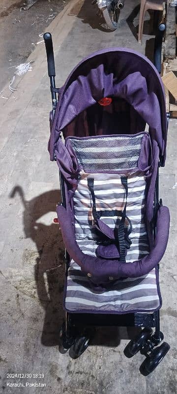 Selling Pram few months used only 1