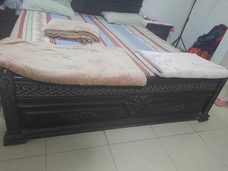 Double Bed / Wooden Bed / King Bed / Side Table / Dressing Table 0