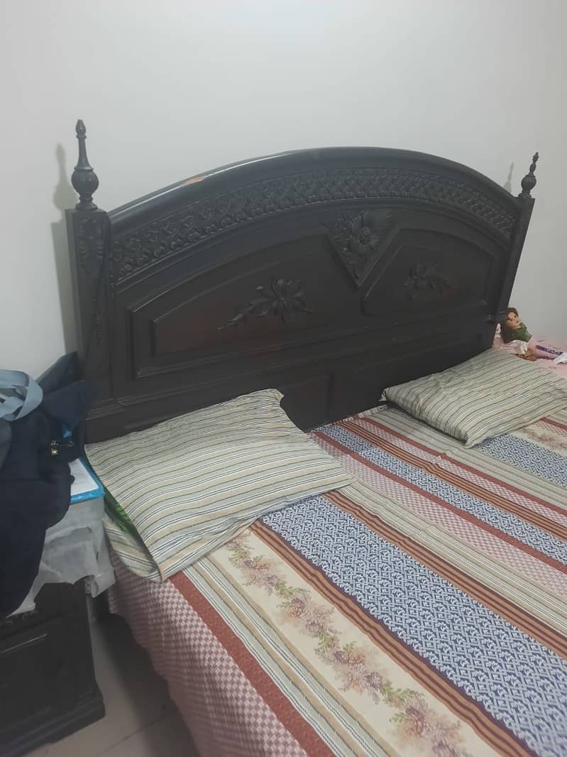 Double Bed / Wooden Bed / King Bed / Side Table / Dressing Table 2