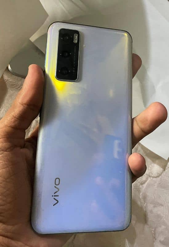 Vivo v20SE indisplay fingerprint 10