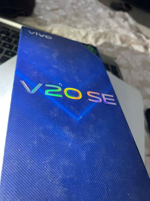 Vivo v20SE indisplay fingerprint 12