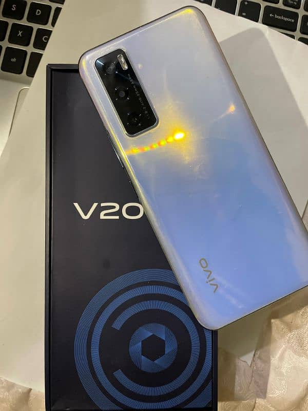 Vivo v20SE indisplay fingerprint 15