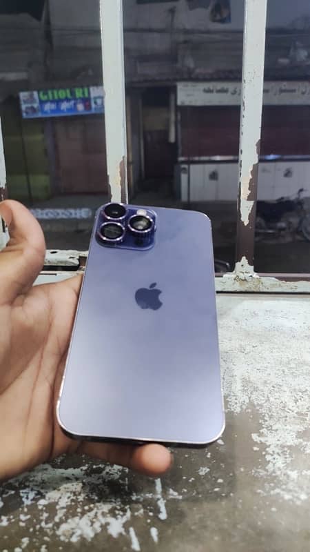 iPhone 14 Pro 2