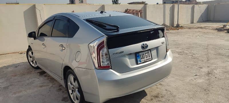 Toyota Prius 2012 10