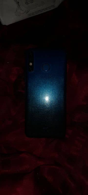 infinix  hot 8  3/32 blue colour in good condition 0