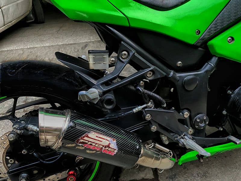 Kawasaki Ninja ZX-6R (Replica) 400cc Dual Cylinder 6