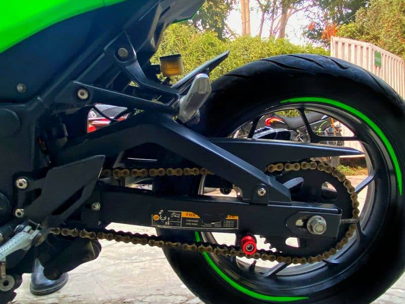 Kawasaki Ninja ZX-6R (Replica) 400cc Dual Cylinder 14