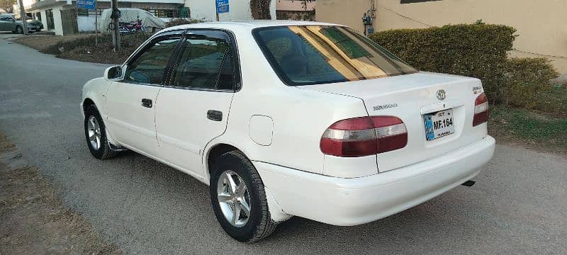 Toyota Corolla XE limited 1999 14