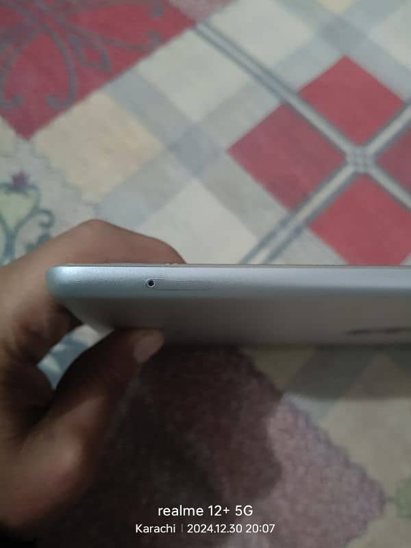 Ipad 6th Generation in good fresh condition 6