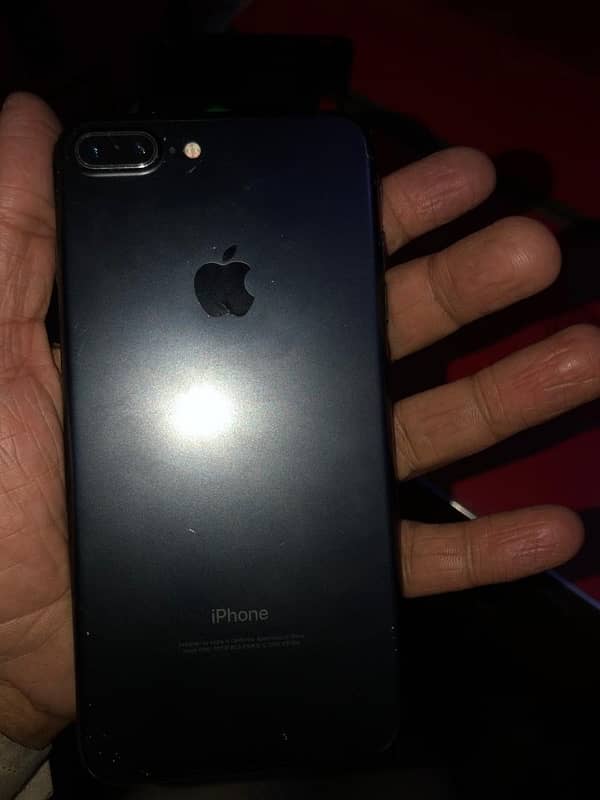 i phone 7 plus 128 gb pta proved with box and chargar 0