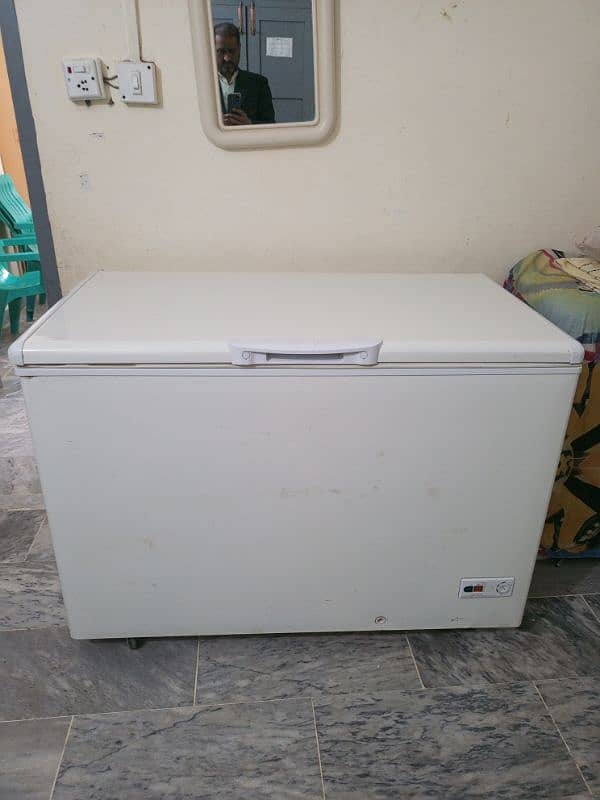 Haier Defreezer model 405SD 0