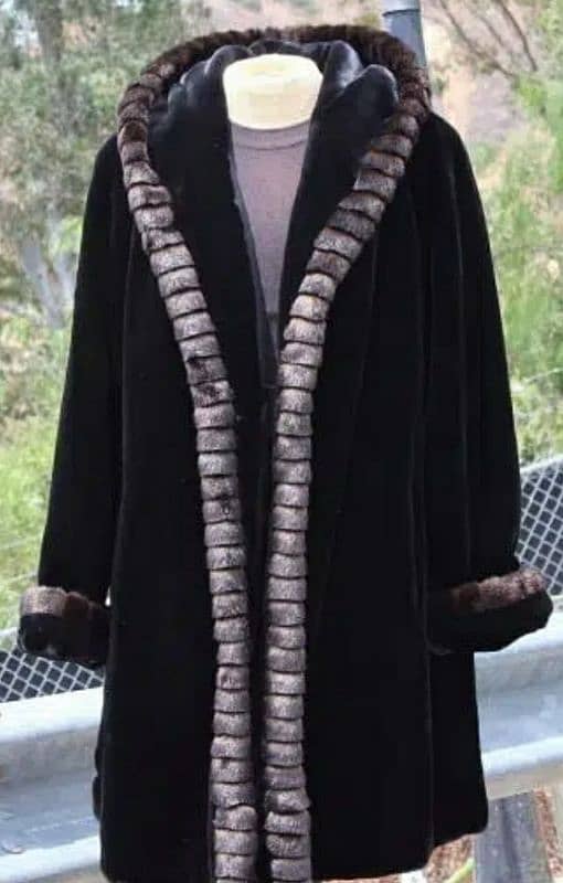 80s black Faux fur jacket with hood and faux mink trim large (gallery) 2