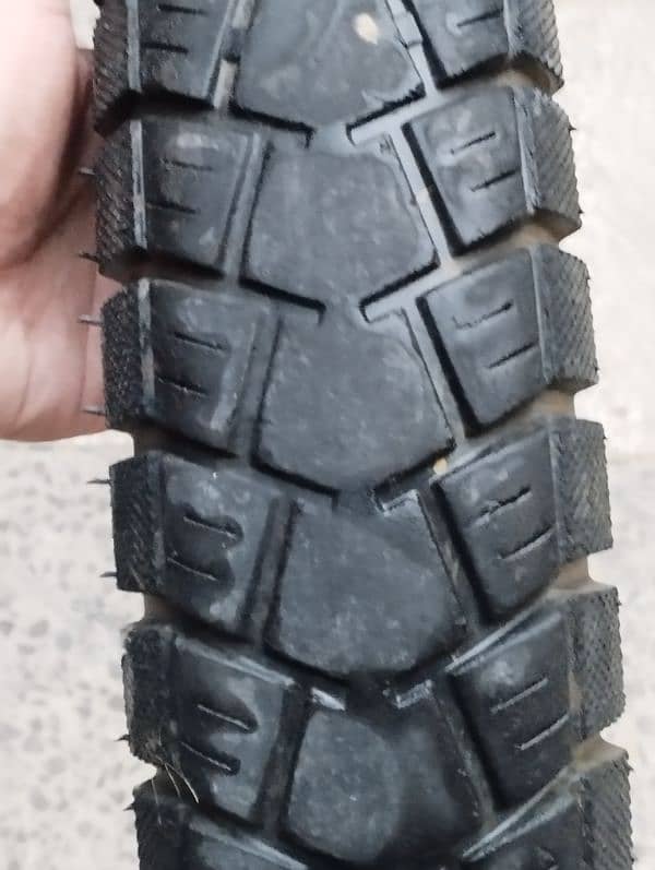 150cc tyre 0