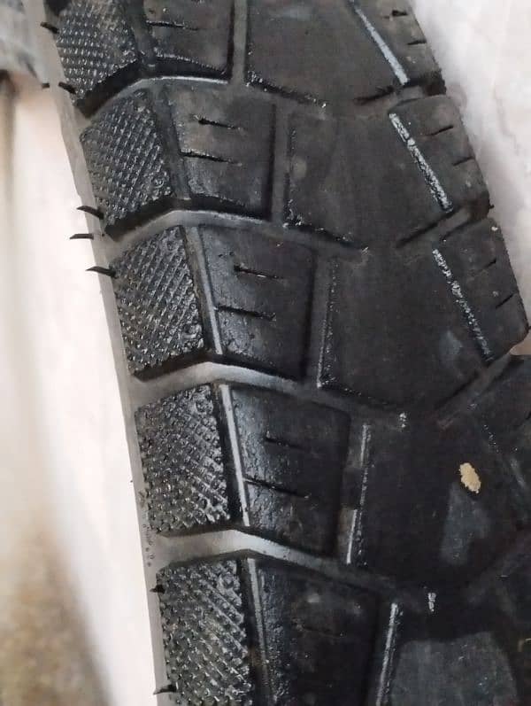 150cc tyre 1